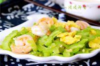 苦瓜虾仁滑蛋的做法步骤9