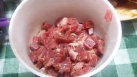 牛肉豆腐红汤的做法步骤1