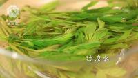 香椿千层饼的做法步骤1