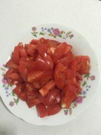 番茄鱼的做法步骤2