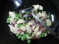 咸肉毛豆煮鞭笋的做法步骤4