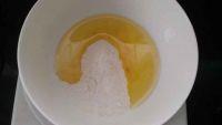 鸡蛋灌饼的做法步骤3